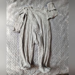 Baby Gap 0-3mo sleeper zippy